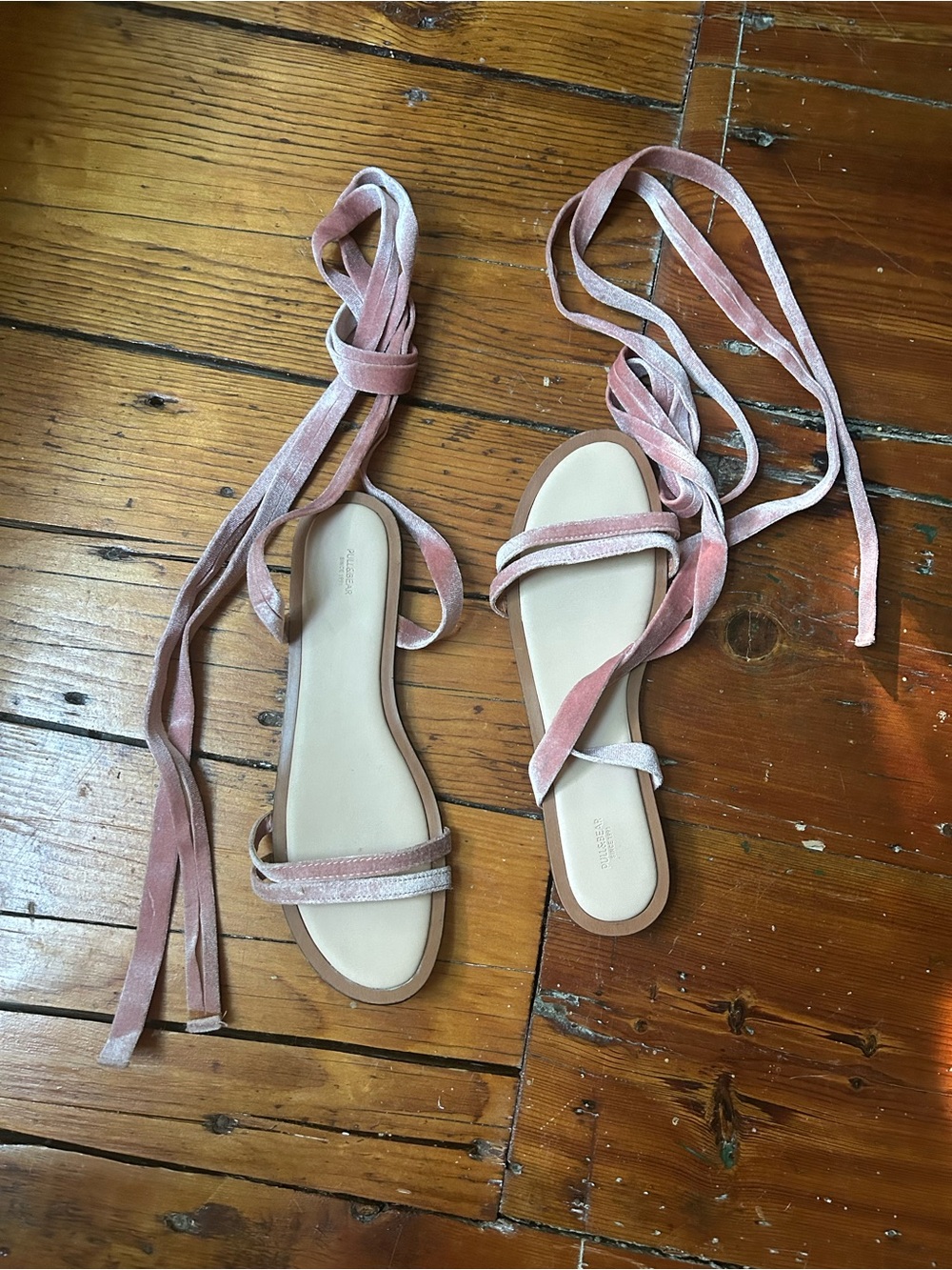 Pull&Bear Pink Velvet Gladiator sz41